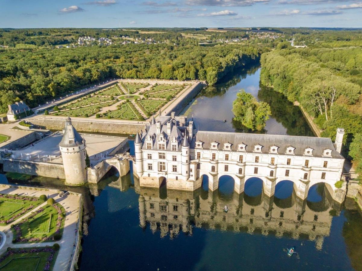Le Charme De L'Ancien Au Calme Et A 8 Min De Chenonceaux Apartment La Croix-en-Touraine ภายนอก รูปภาพ