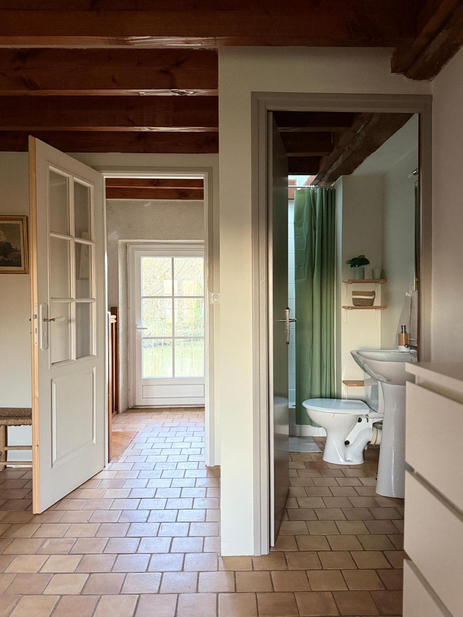 Le Charme De L'Ancien Au Calme Et A 8 Min De Chenonceaux Apartment La Croix-en-Touraine ภายนอก รูปภาพ